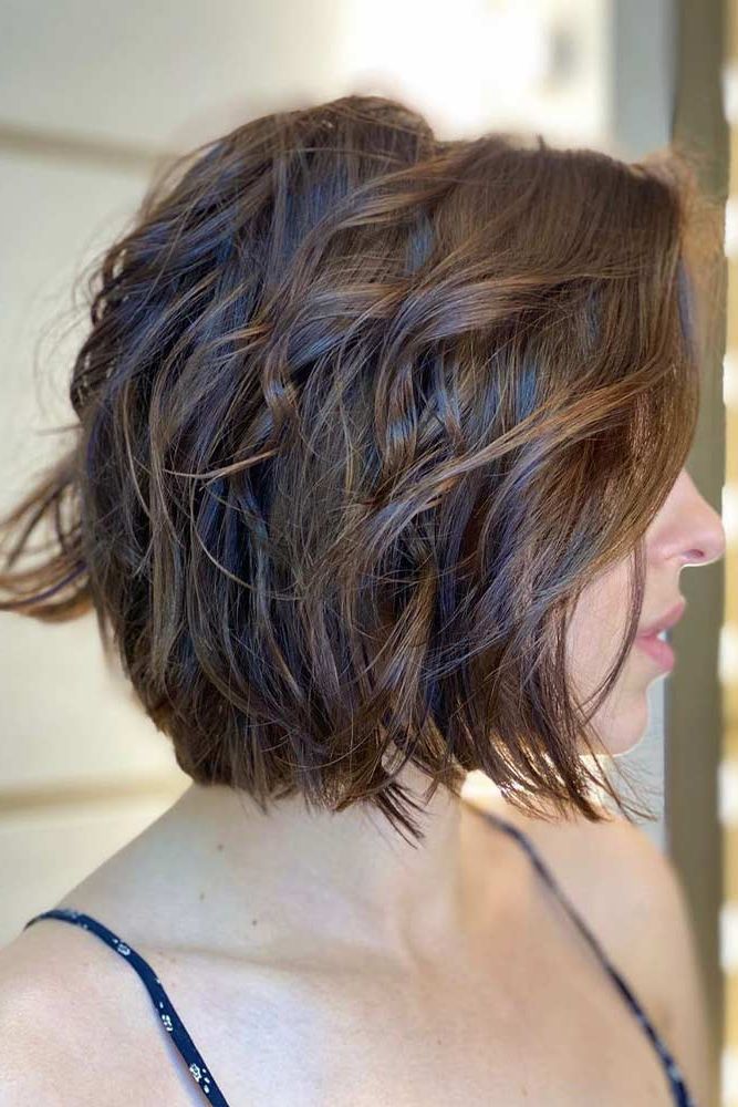 Layered Bob Haircuts & Why You Should Get One In 2022 – Glaminati With Wavy Layered Bob Hairstyles (View 11 of 20)
