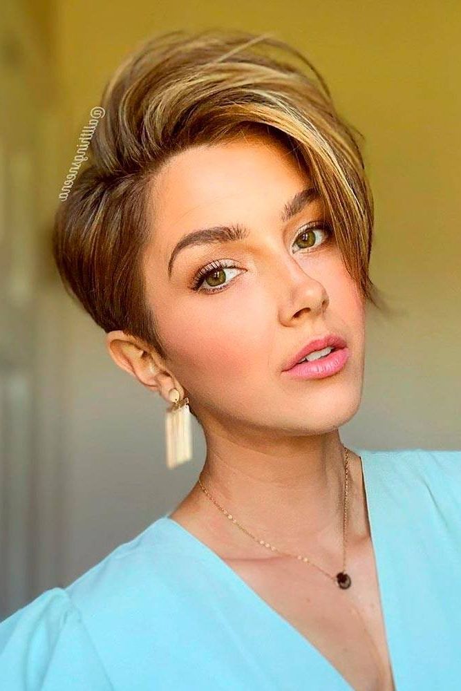 Long Pixie Cut Styling Ideas To Steal The Spotlight – Glaminati Regarding Side Swept Long Layered Pixie Hairstyles (Gallery 19 of 20)