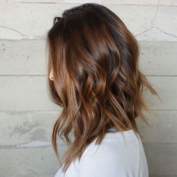 Medium Length Hairstyles We're Loving Right Now In 2018 Shoulder Length Lob Haircuts With Layered Front (Gallery 20 of 20)