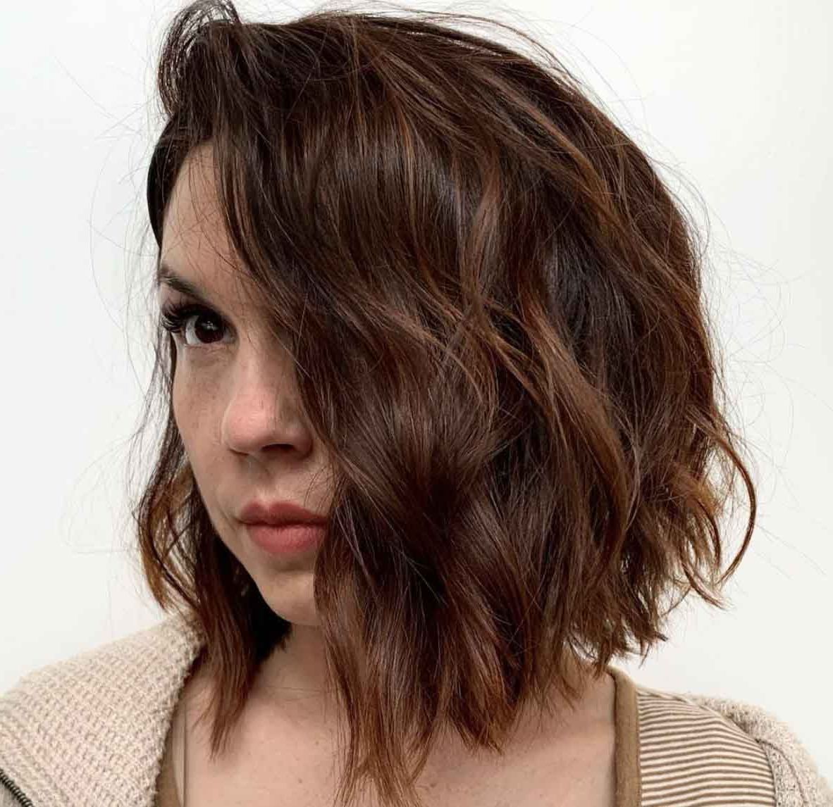 Most Popular Angled Layers Haircuts For Medium Hair Within Layered Shoulder Length Haircuts To Bring To Your Next Salon Visit (View 11 of 20)