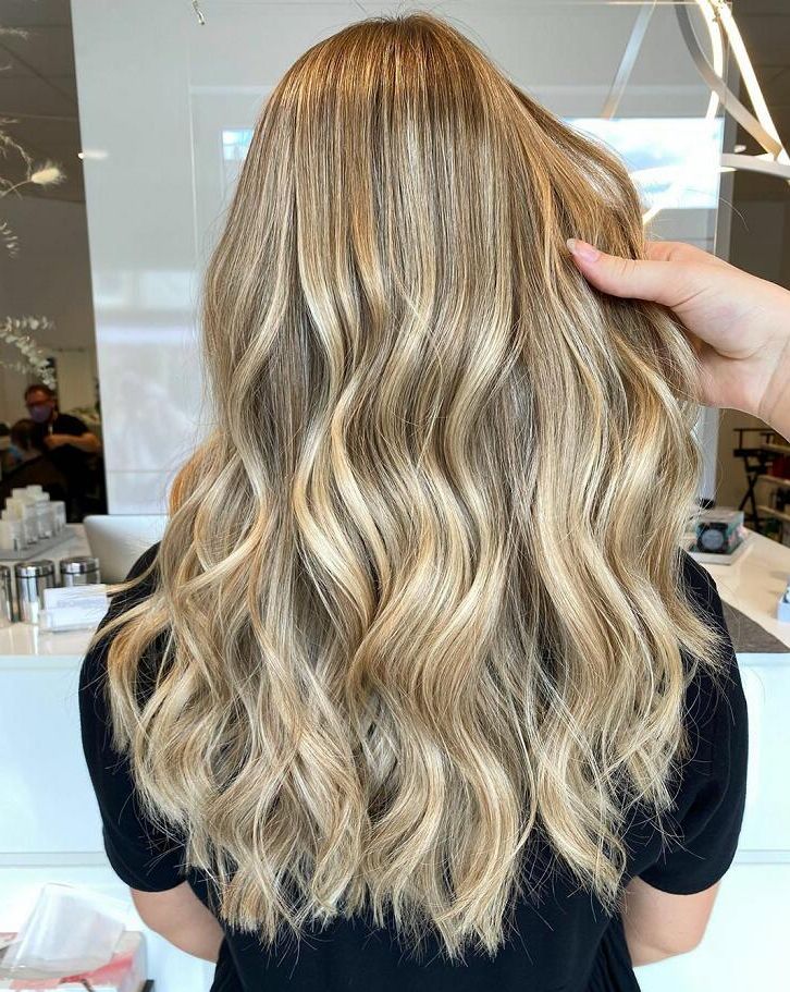 Preferred Waves Haircuts With Blonde Ombre Pertaining To 6 Attractive Wavy Hairstyles For Women – Hairstyles Weekly (View 5 of 20)