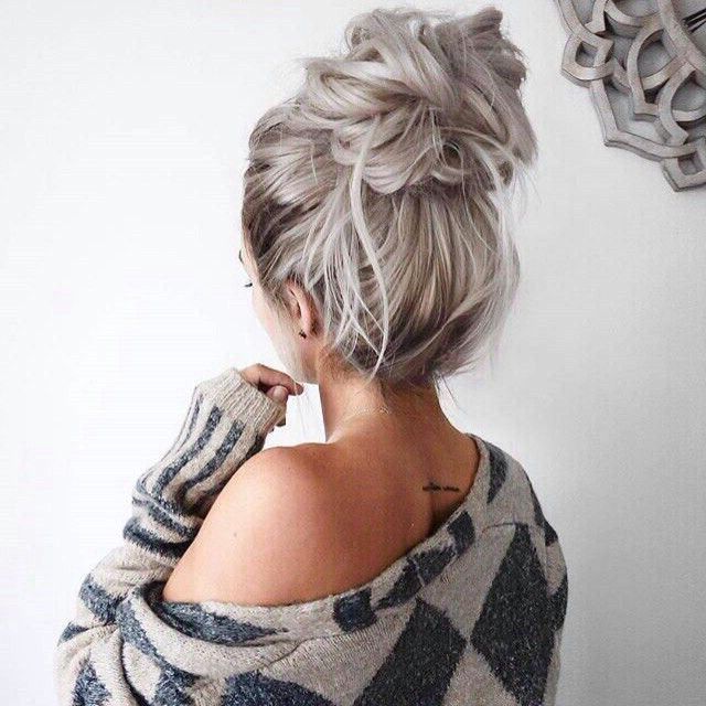 Recent Messy Pretty Bun Hairstyles Intended For Épinglé Sur That Hair Tho (Gallery 1 of 20)