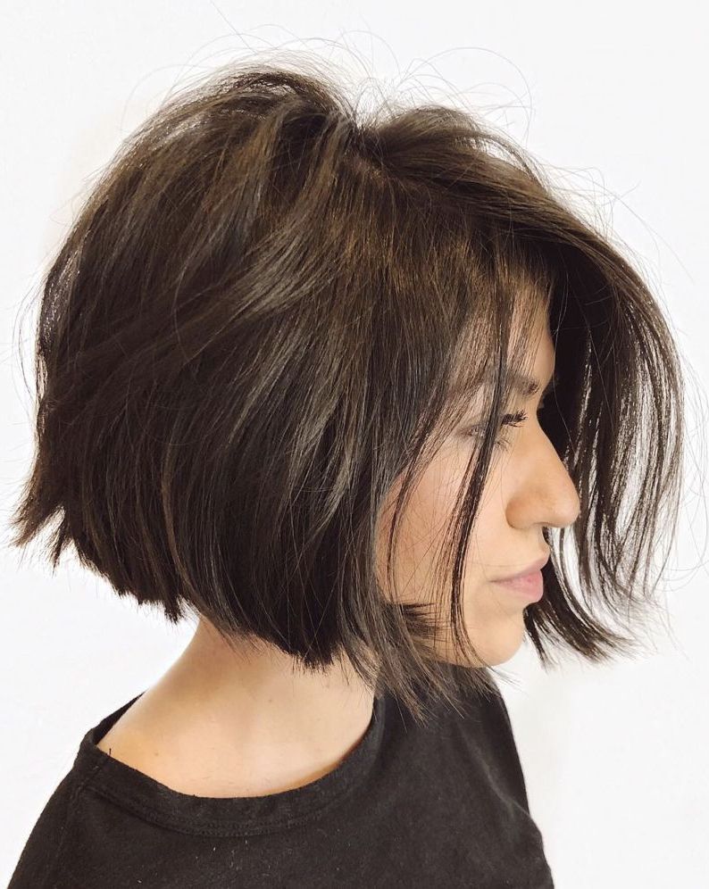 The Most Flattering Short Haircuts For Thick Hair With Favorite Straight Thick Hairstyles (View 19 of 20)