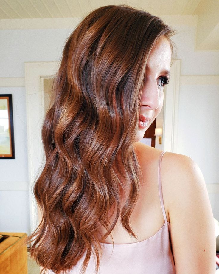 Well Known Messy Auburn Waves Haircuts With Sexy Waves (View 17 of 20)
