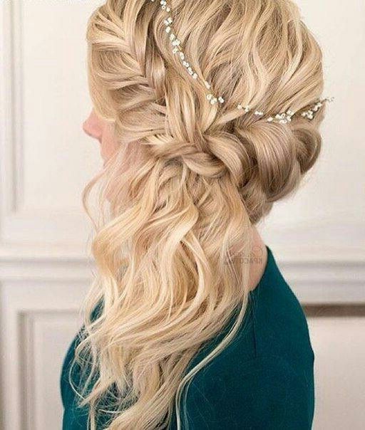 Widely Used Braided Half Up Hairstyles For A Cute Look Throughout 15 Flirty And Chic Christmas Half Updos – Styleoholic (View 14 of 20)