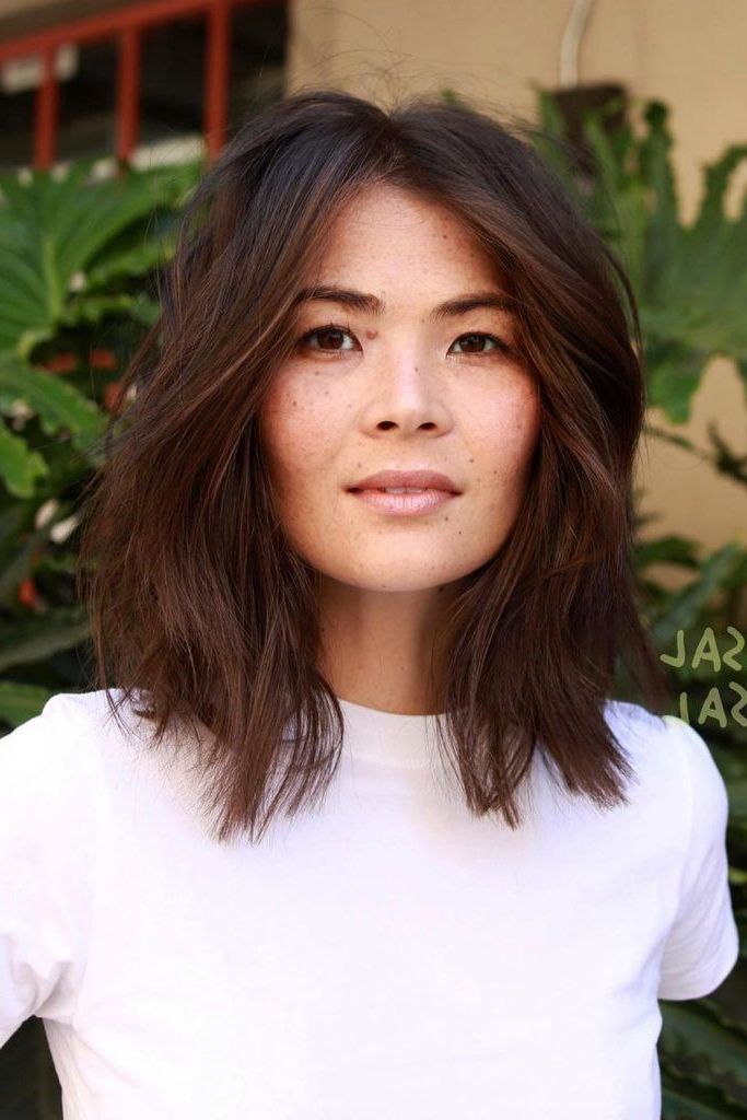 2020 Medium Bob With Long Parted Bangs For 45+ Versatile Medium Bob Haircuts To Try (View 15 of 20)