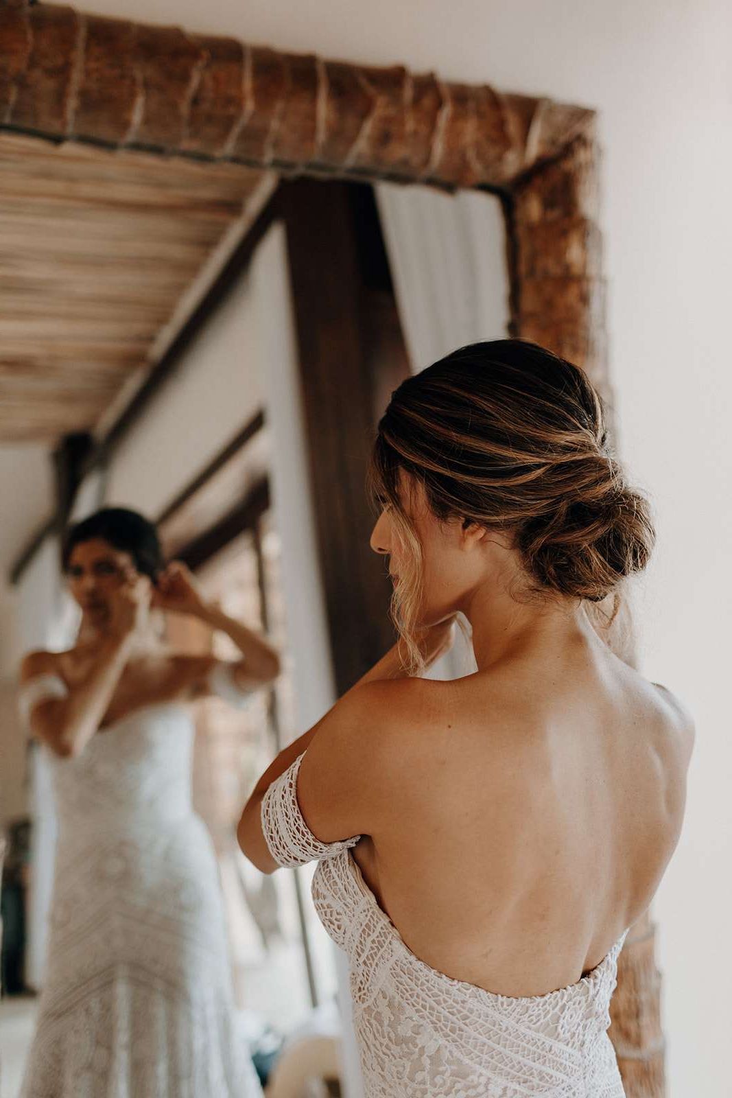 30 Messy Bun Wedding Hairstyles Pertaining To Most Recent Messy Chignon With Highlights (View 14 of 15)