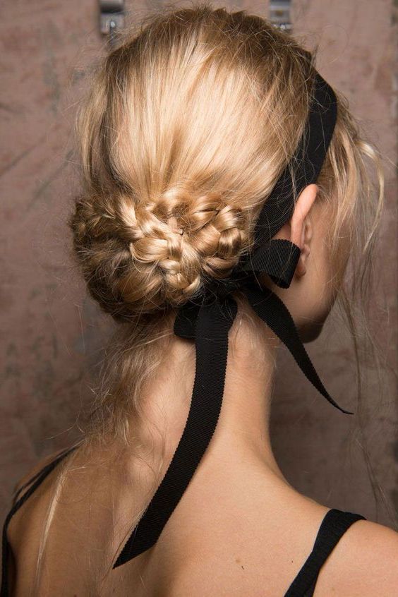 31 Romantic And Elegant Bridal Ribbon Updos – Weddingomania With Well Liked Classic Updo With A Bow (Gallery 9 of 15)
