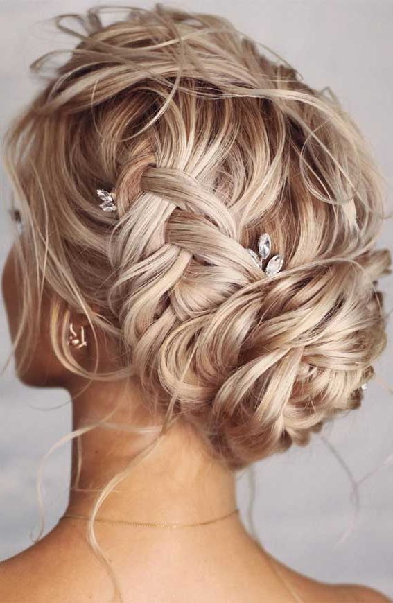 39 The Most Romantic Wedding Hair Dos To Get An Elegant Look – Textured &  Braided Updo Pertaining To Favorite Elegant Braided Halo (Gallery 14 of 15)