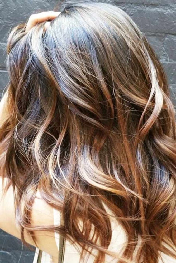 40 Medium Length Layered Hair – Ideas For Stunning 2023 Look (View 11 of 20)