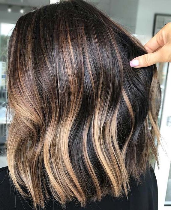 43 Best Bob And Lob Haircuts For Summer 2019 – Stayglam (View 3 of 20)