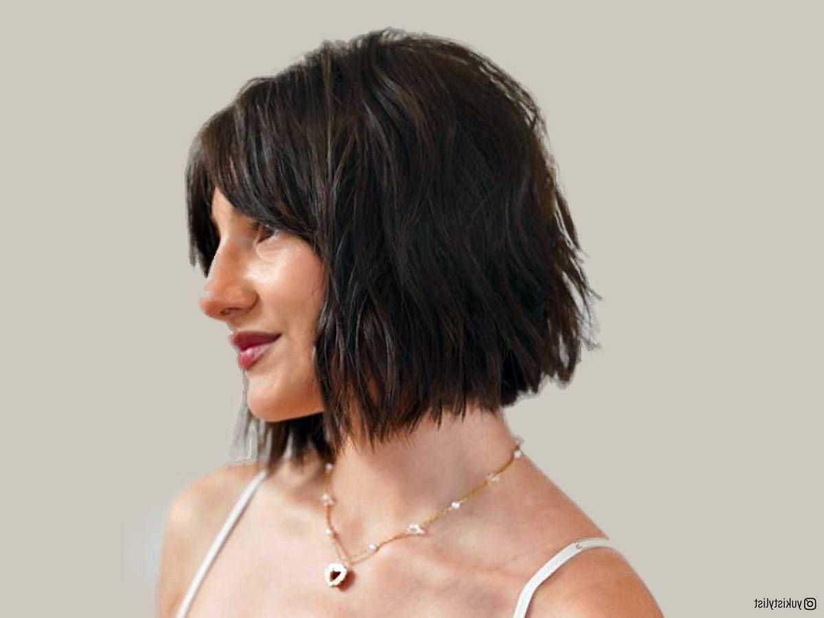 70 Best Choppy Bob Hairstyles To Get Right Now With Regard To Recent Collarbone Razored Feathered Bob (Gallery 20 of 20)