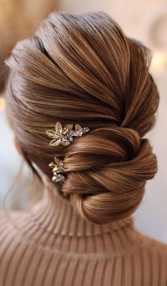 75 Trendiest Updo Hairstyles 2021 : Knot Low Bun For Straight Hair Pertaining To Most Up To Date Low Bun For Straight Hair (Gallery 15 of 15)