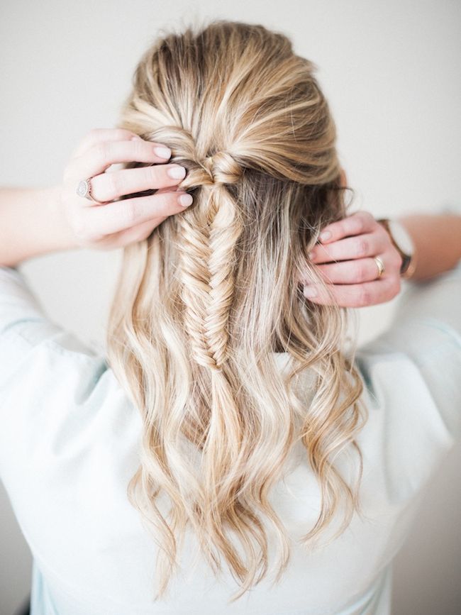 An Easy Half Up Fishtail Braid Tutorial Within Well Known Side Fishtail Braids For A Low Twist (Gallery 5 of 15)