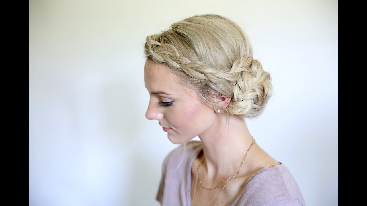 Best And Newest Knotted Side Bun Updo Within Easy Braided Side Bun (Gallery 6 of 15)