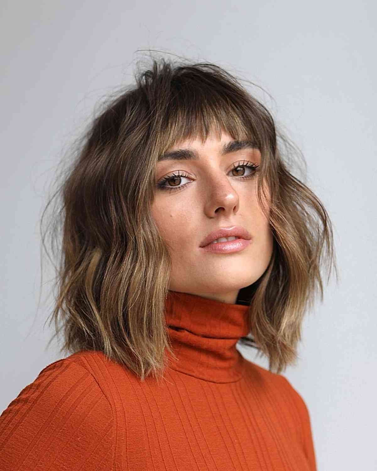 Current Edgy Blunt Bangs For Shoulder Length Waves With Regard To 63 Cute Shoulder Length Hair With Bangs For An Instant Makeover (Gallery 9 of 15)
