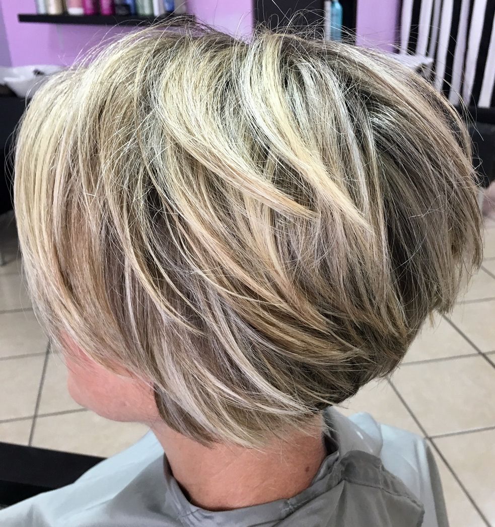 Current Two Tone Messy Bob Intended For 50 Stacked Bob Haircuts You'll Be Dying To Try In 2023 – Hair Adviser (Gallery 16 of 20)