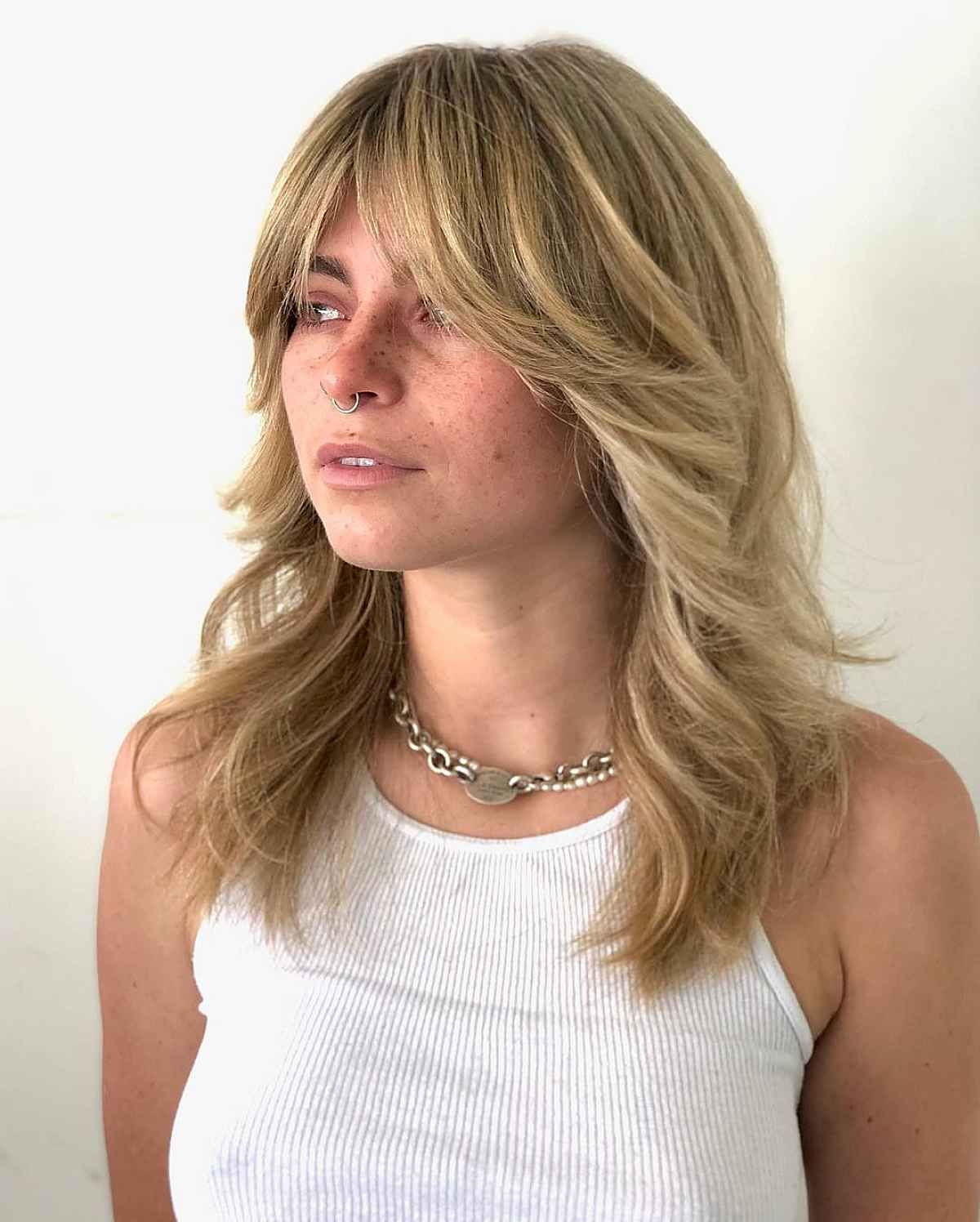 Curtain Bangs With Layers: 30+ Gorgeous Ways To Get This Haircut For Recent Curtain Bangs And Feathered Layers (Gallery 2 of 15)