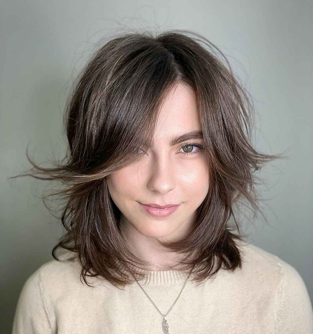 Most Current Collarbone Razored Feathered Bob With 53 Best Examples Of Collarbone Length Hair For The Ultimate Length (View 3 of 20)