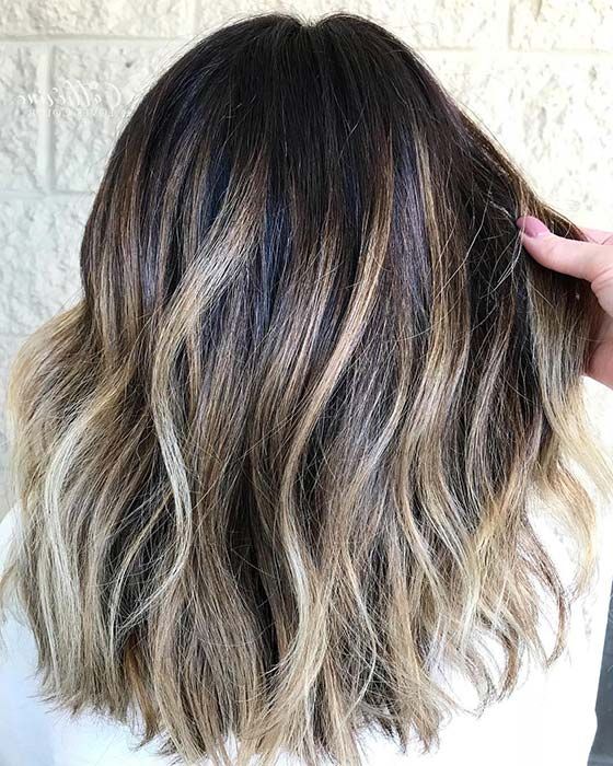 Most Current Lob Hairstyle With Warm Highlights With Regard To 47 Stunning Blonde Highlights For Dark Hair – Page 5 Of 5 – Stayglam (Gallery 8 of 20)