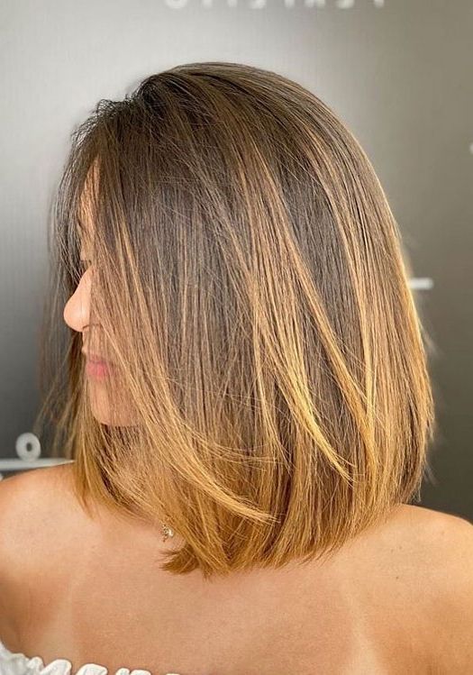 Most Recent Lob Hairstyle With Warm Highlights Regarding 55+ Spring Hair Color Ideas & Styles For 2021 : Warm Caramel Lob Haircut (Gallery 14 of 20)
