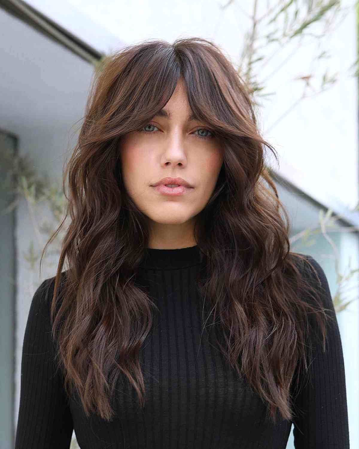 Pairing Curtain Bangs With Wavy Hair? 22 Best Ways To Do It Regarding Most Current Loose Waves With Unshowy Curtain Bangs (Gallery 9 of 15)