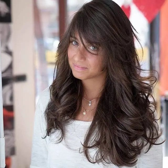 Preferred Choppy Hair With Layers And Side Swept Bangs For 47+ Fresh Hairstyle Ideas With Side Bangs For  (View 13 of 15)