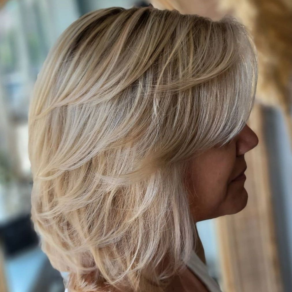 Soft And Airy Feathered Bob Hairstyles For 2023 – The Right Hairstyles In 2019 Collarbone Razored Feathered Bob (View 13 of 20)