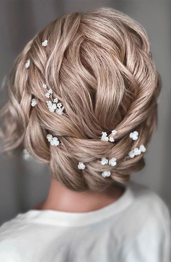Updo Hairstyles For Your Stylish Looks In 2021 : Beautiful Halo Braids Pertaining To Widely Used Elegant Braided Halo (Gallery 10 of 15)