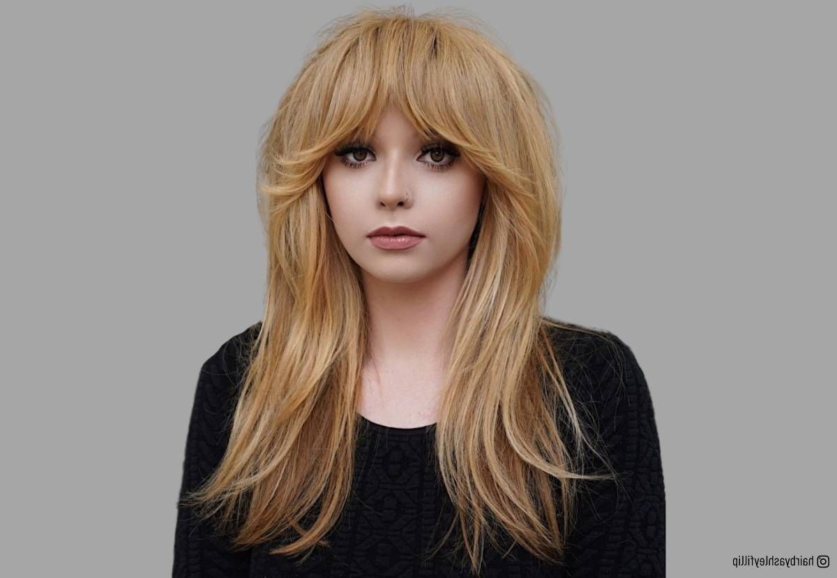 Well Known Straight Blunt Haircut With Long Curtain Bangs Pertaining To 29 Best Ways To Wear Curtain Bangs For Straight Hair, According To Stylists (Gallery 11 of 20)