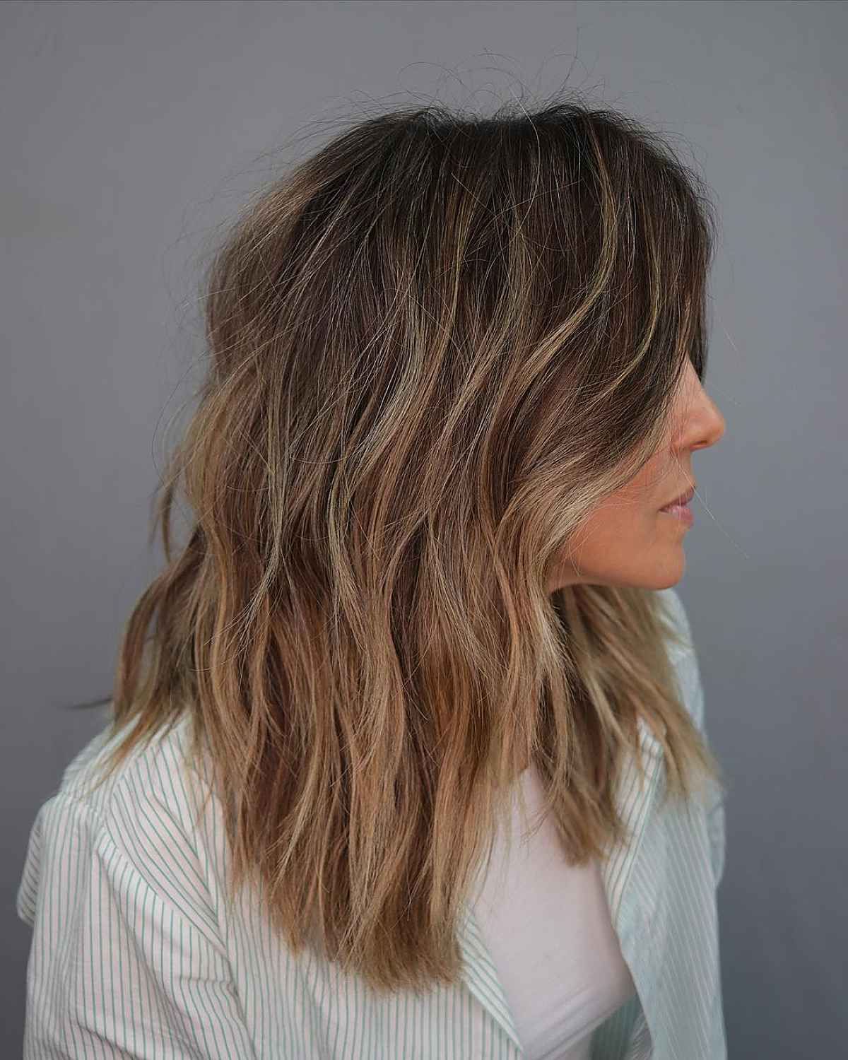 Well Liked Medium Length Beach Waves Throughout 25 Easy Beach Waves Tutorials – How To Get Cute Beachy Waves (Gallery 12 of 20)
