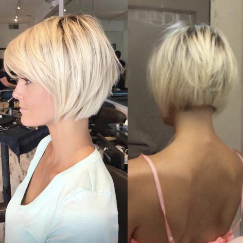 One Length Short Blonde Bob Hairstyles (Photo 15 of 20)