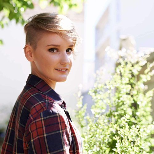 Short Women Hairstyles With Shaved Sides (Photo 8 of 20)