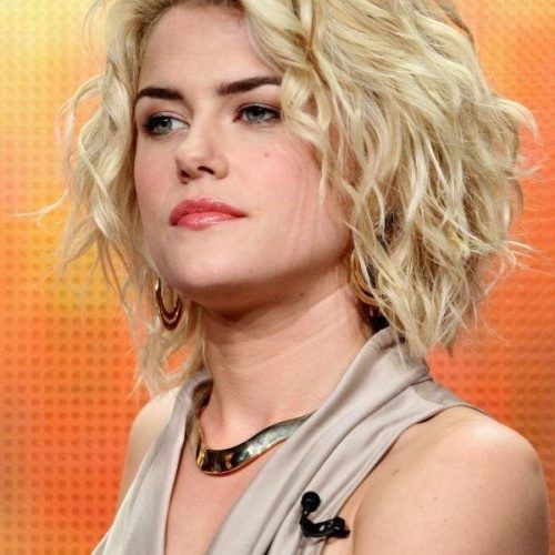 Short Curly Hairstyles For Fine Hair (Photo 15 of 15)