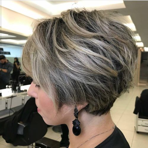 Short Ruffled Hairstyles With Blonde Highlights (Photo 11 of 20)