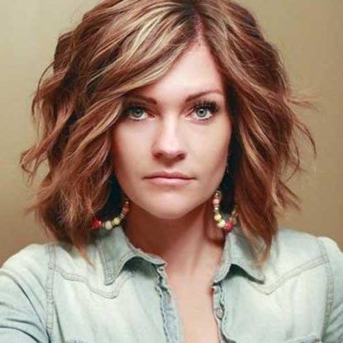 Short Hair Styles For Thick Wavy Hair (Photo 14 of 15)