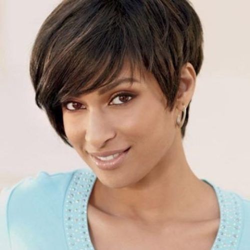 Short Haircuts For Women With Oval Faces (Photo 9 of 15)