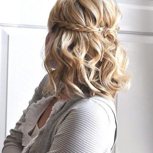 Cute Short Hairstyles For Homecoming (Photo 4 of 15)