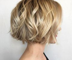 20 Best Collection of Jaw-length Wavy Blonde Bob Hairstyles