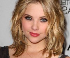 15 Ideas of Short to Mid Length Layered Hairstyles