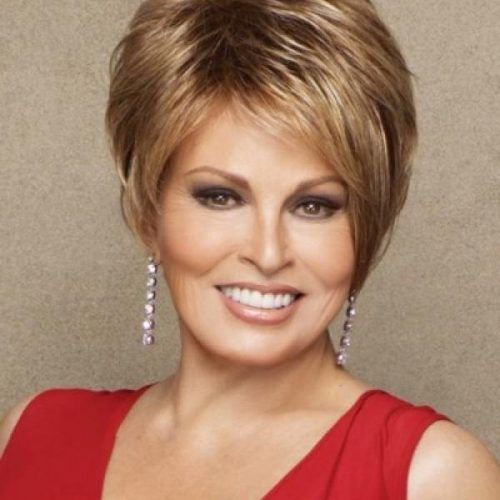 Short Hairstyles For Women With Fine Hair Over 40 (Photo 4 of 15)