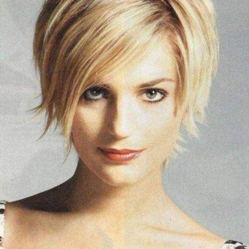 Short Easy Hairstyles For Fine Hair (Photo 3 of 15)