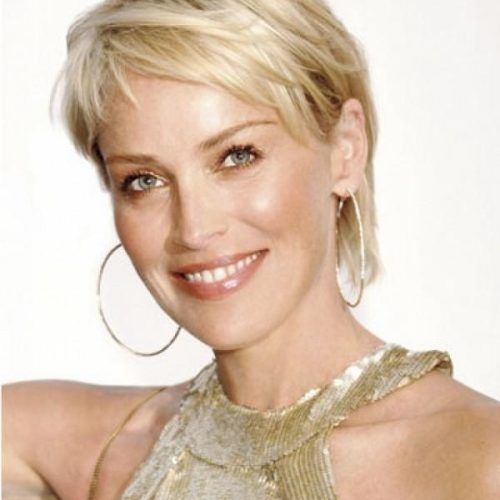 Short Trendy Hairstyles For Women (Photo 8 of 15)