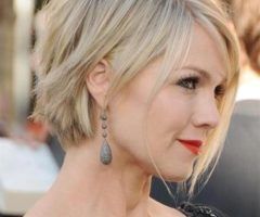 20 Photos Short Hairstyles for Wide Faces
