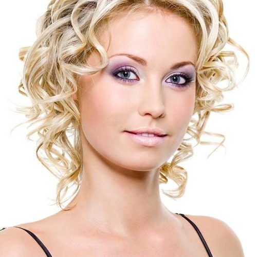 Short Fine Curly Hair Styles (Photo 7 of 15)