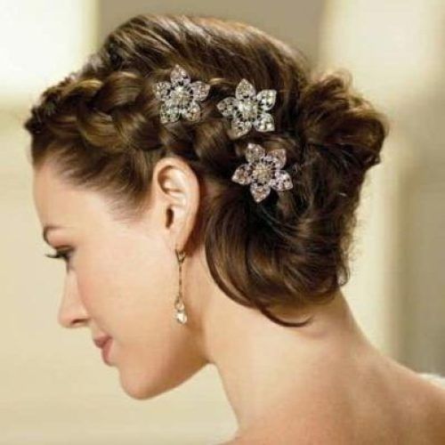 Short Hairstyles For Indian Wedding (Photo 4 of 20)