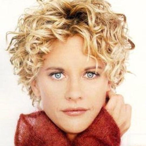 Trendy Short Curly Hairstyles (Photo 11 of 15)