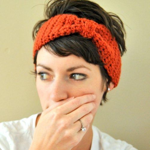 Cute Short Hairstyles With Headbands (Photo 12 of 20)
