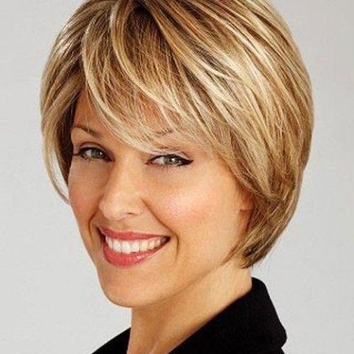 Short Hairstyles For Women With Oval Face (Photo 15 of 15)