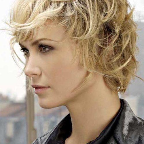Pixie Haircuts With Shaggy Bangs (Photo 5 of 20)